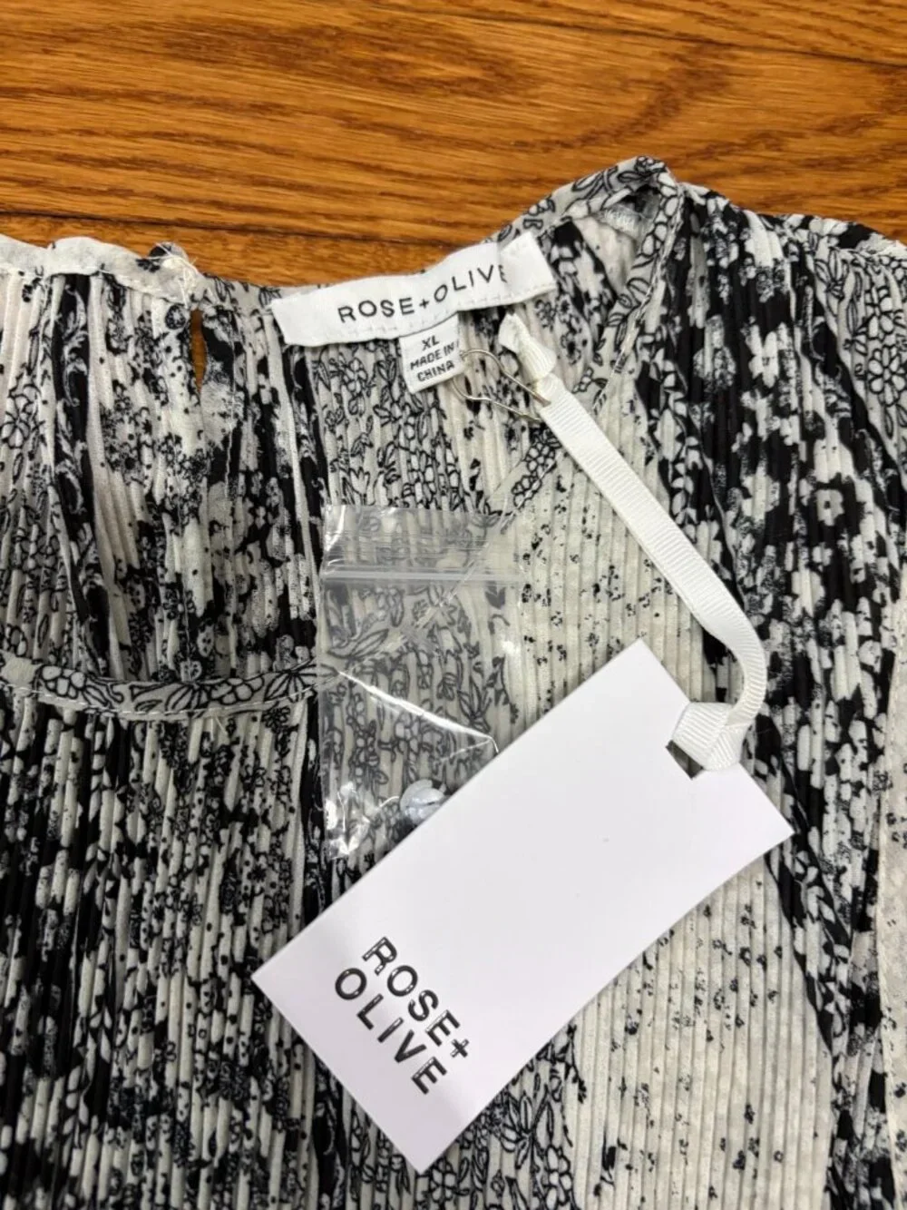 Rose + Olive Womens Sleeveless Mini Dress Size XL Black White Floral Summer NWT